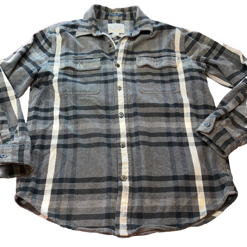 St Johns Bay BLACK GRAY work SHIRT “Classic Fit” heavy plaid FLANNEL Cotton LRG